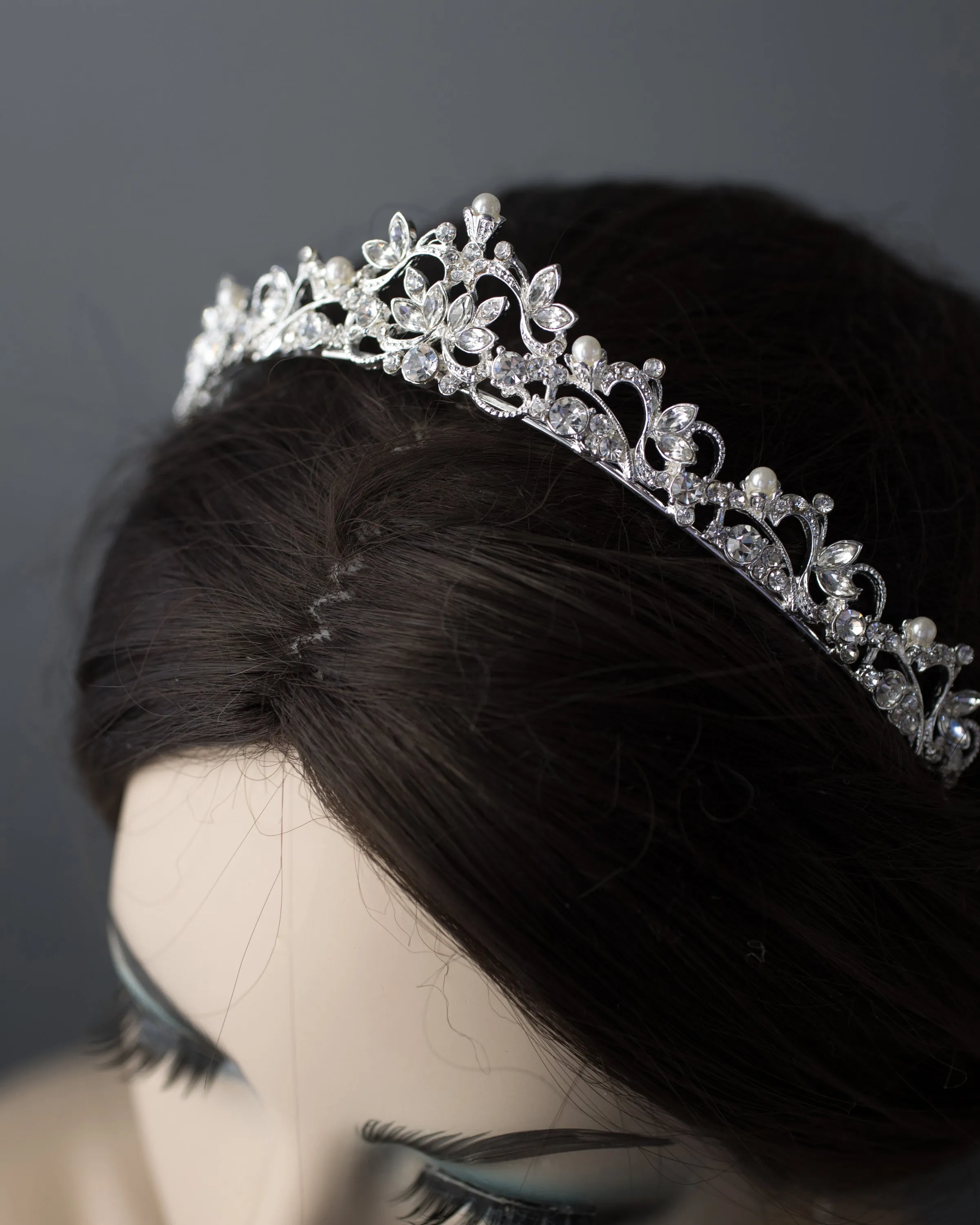 Scrolling Petite Pearl Tiara