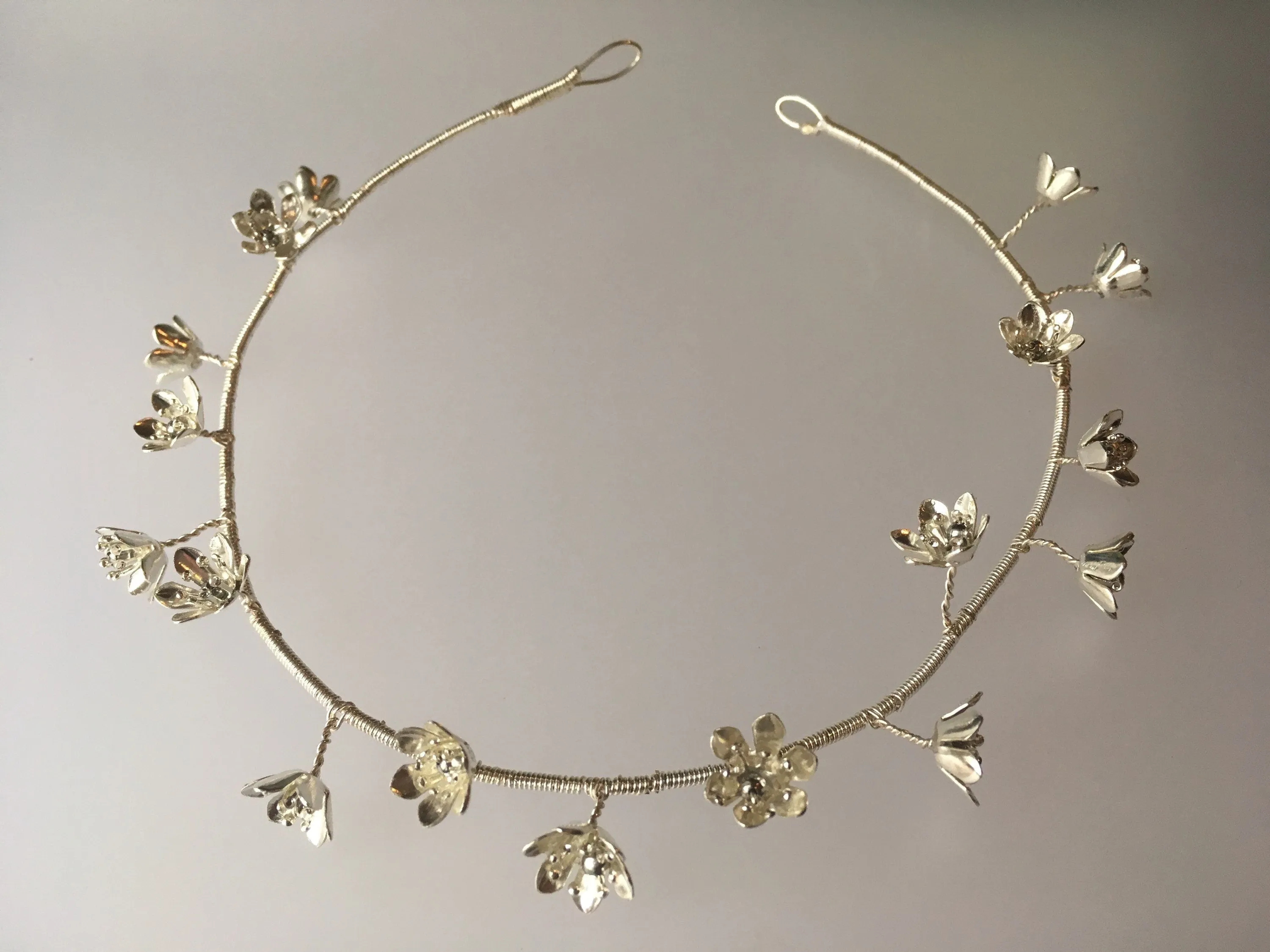 The BRIONY Flower Halo