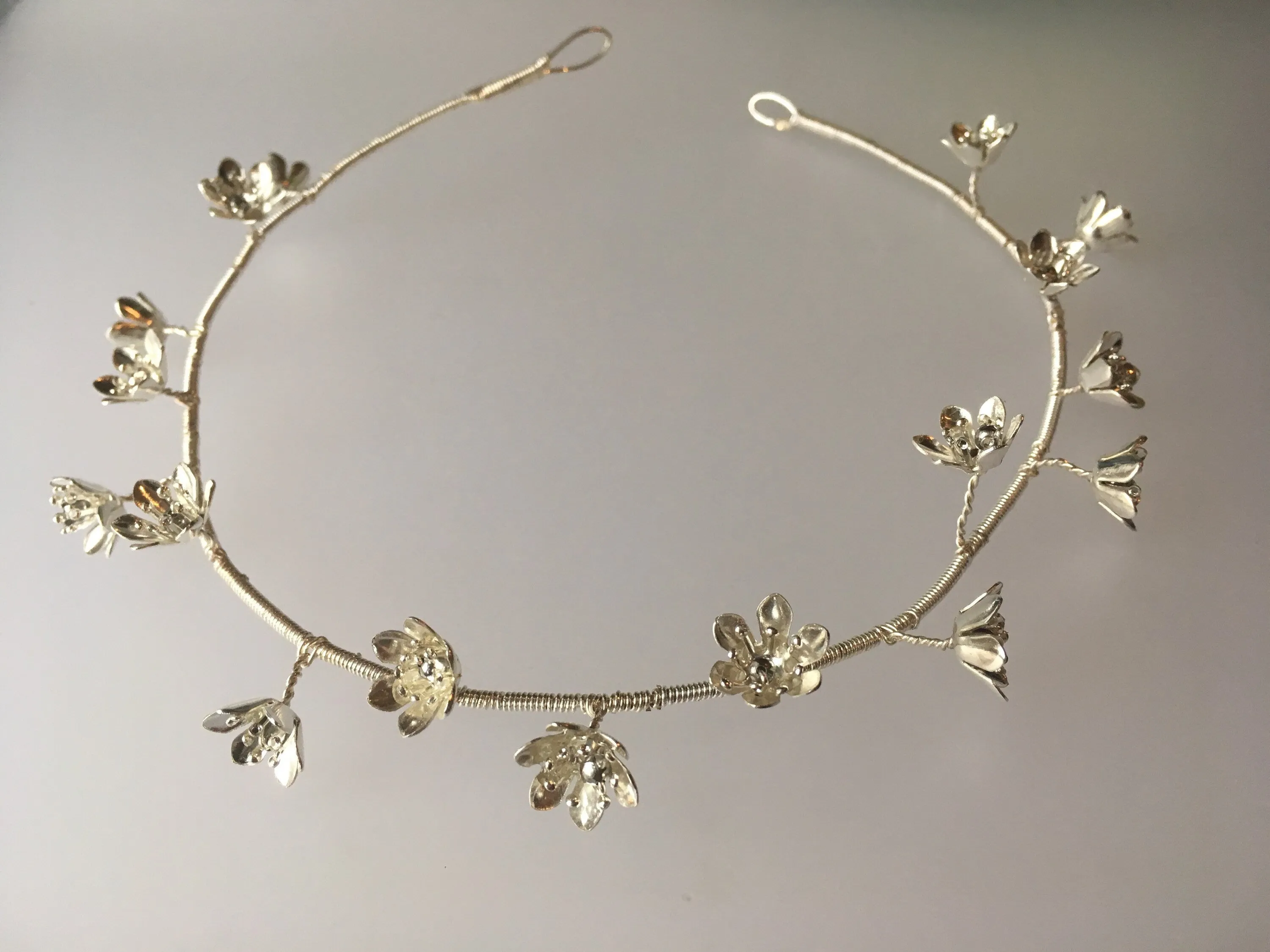 The BRIONY Flower Halo